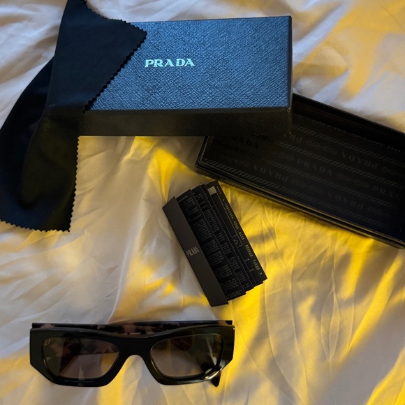 Prada Sunglasses – Model PR A01S 13P60B – Authentic, Like New - Picture 5 of 7